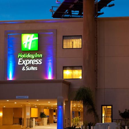 Holiday Inn Express Hotel & Suites Woodland Hills By Ihg Лос Анджелис Екстериор снимка