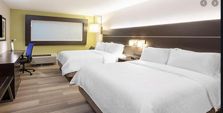 Holiday Inn Express Hotel & Suites Woodland Hills By Ihg Лос Анджелис Екстериор снимка